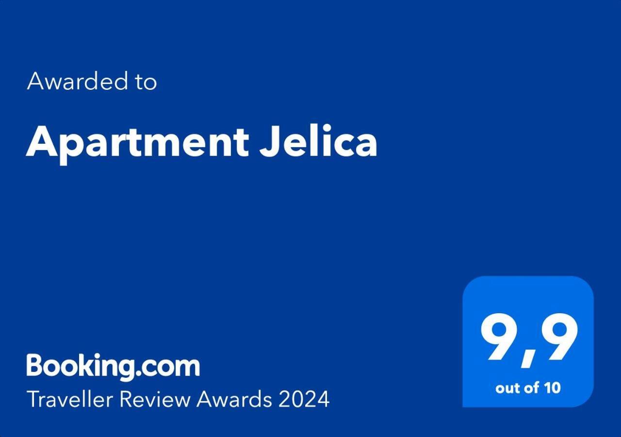 Apartments Jelena Supetar - Four Apartments - A Small House With A Private Yard - Two-Room Apartment With A Sea View - Studio Apartment - Two-Room Apartment With Garden View- Free Parking エクステリア 写真